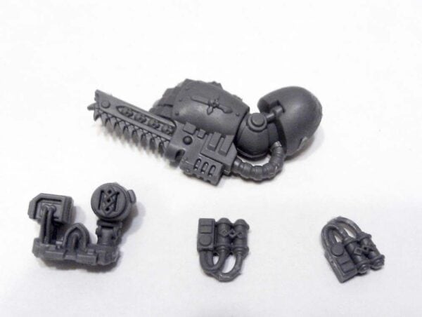 Deathwing Apothecary Arm-2