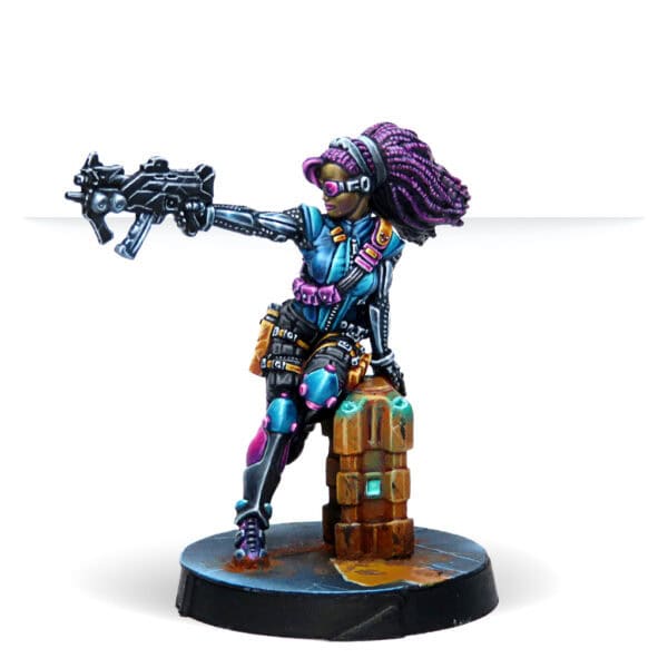Laxmee (Submachine Gun and Pitcher)