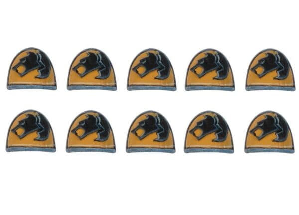 Ragnar Blackmane's Shoulder Pads
